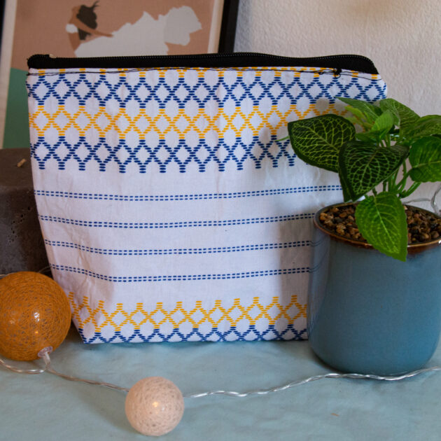 Trousse entoilée "Ganvié" blanche