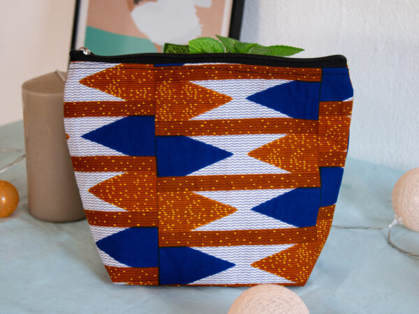 Trousse entoilée "Ganvié" marron, blanc, bleu