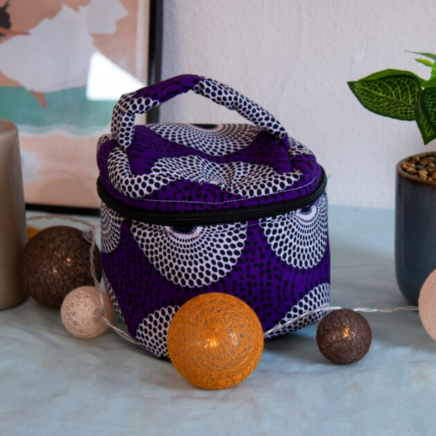 Trousse cubique violette